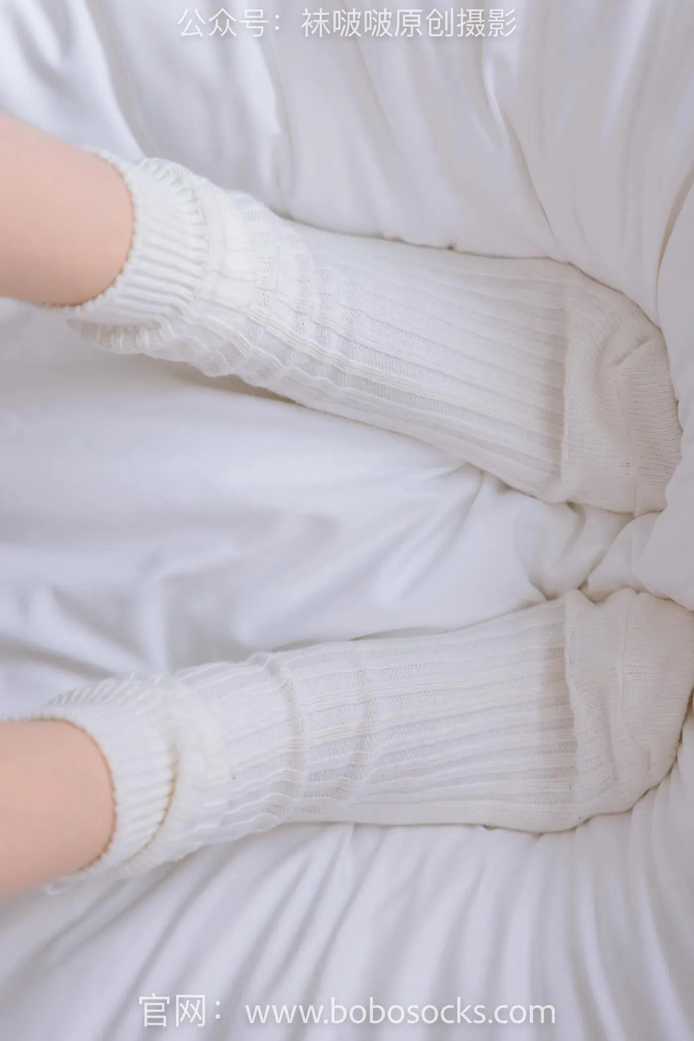 [BoBoSocks袜啵啵]NO.143 稚予-匡威板鞋、vans帆布鞋、两双白棉袜 [166P]插图5